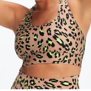Fabletics Women’s Sport Bra Desert Wavy Leo Animal Print L